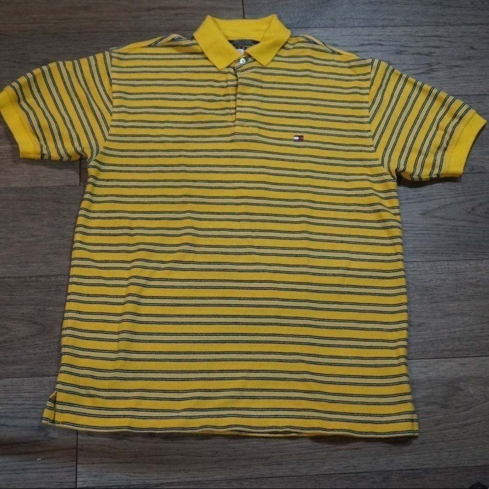 Tommy Hilfiger vintage y2k polo, size small